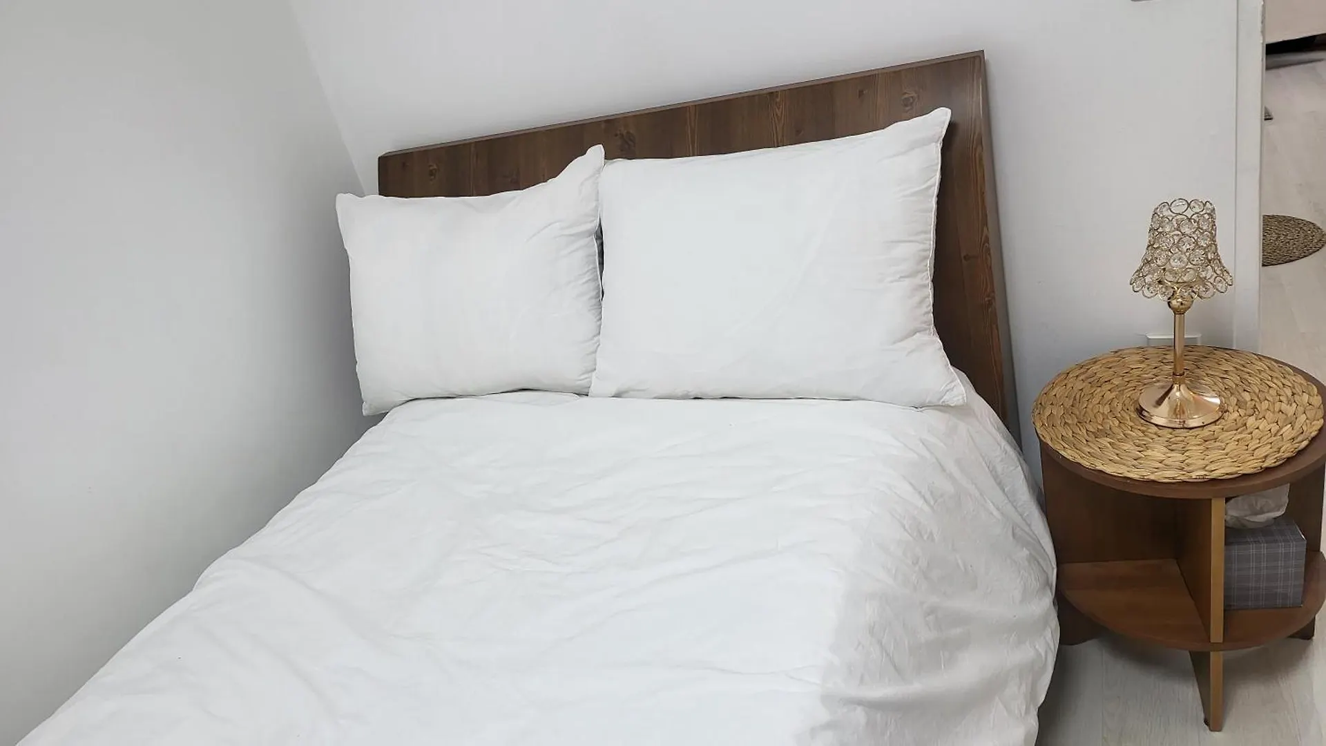 New, Private, 3 Rooms, Hongdae, 6 Persons Soul 0*,  Jižní Korea